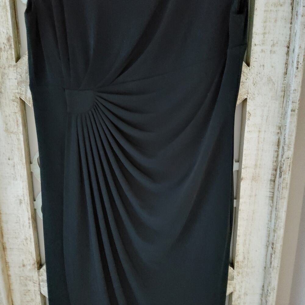 connected apparel Black Midi Sheath Dress with Twist Detail - Picture 4 of 6